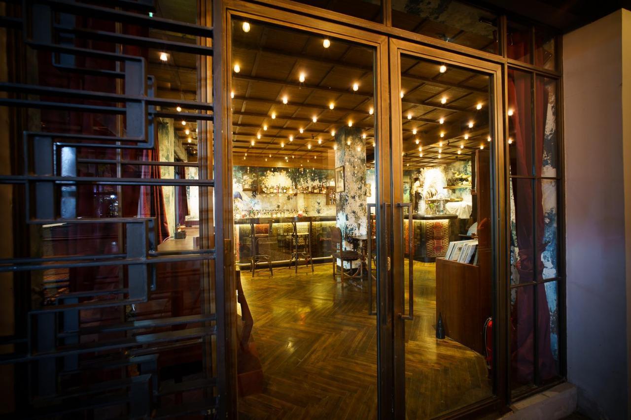 Baan Tuk Din Hotel Bangkok Exterior photo