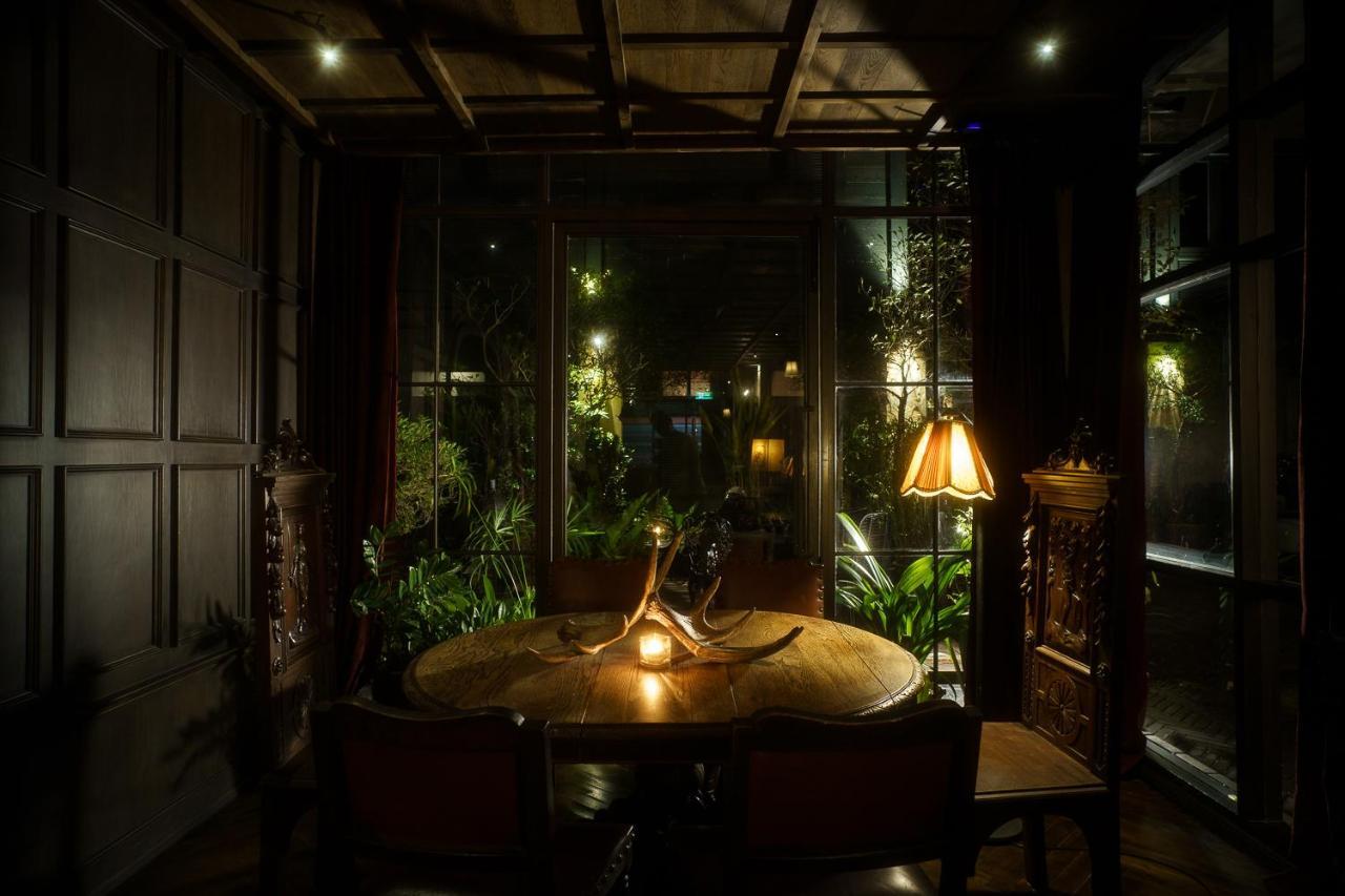 Baan Tuk Din Hotel Bangkok Exterior photo